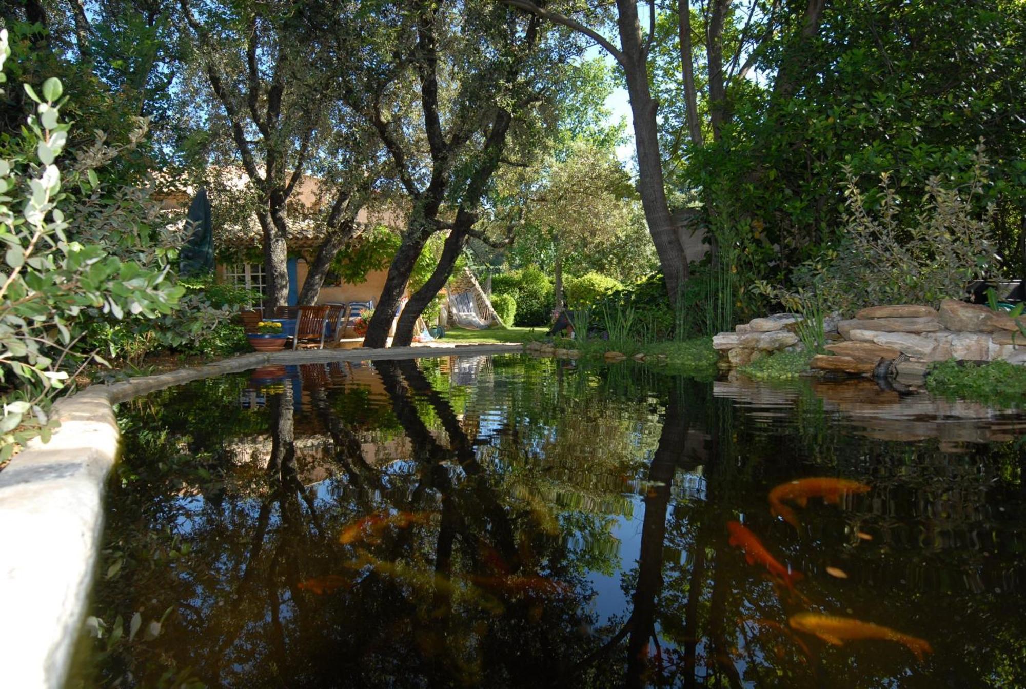 La Ferme Bed & Breakfast Saint-Marc-Jaumegarde Luaran gambar