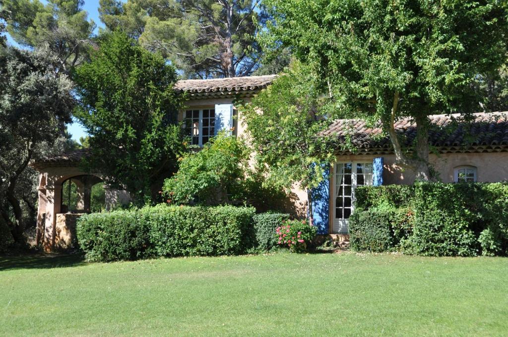 La Ferme Bed & Breakfast Saint-Marc-Jaumegarde Luaran gambar